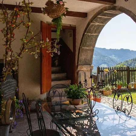 A Casa Di Gianni E Mari Avenone