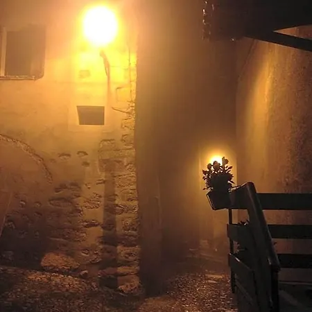 Bed & Breakfast A Casa Di Gianni E Mari Avenone