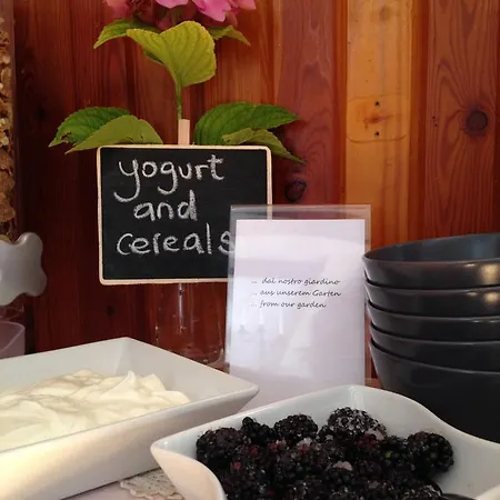 A Casa Di Gianni E Mari 4* Avenone